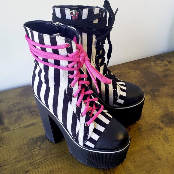 Monster High Wardrobe Frankie Stein Grave Girls Dolls Kill Platform Boots Sz 6M - Picture 5 of 11